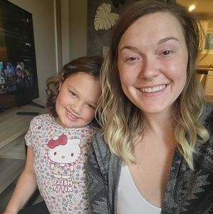 Meet your Posher, Raysha